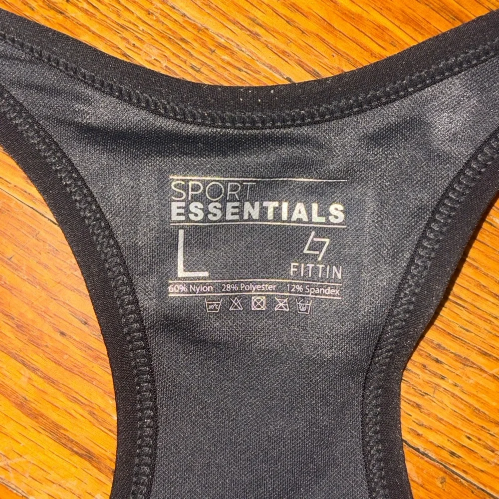 Grey Razorback Sports Bra - Picture 3 of 4